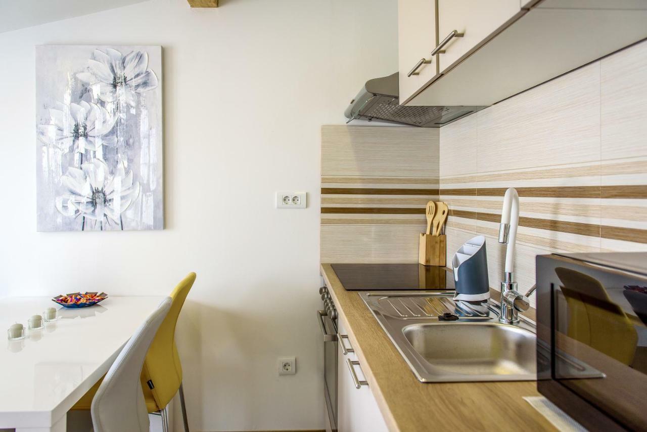 Apartman Nina Apartamento Zadar Exterior foto